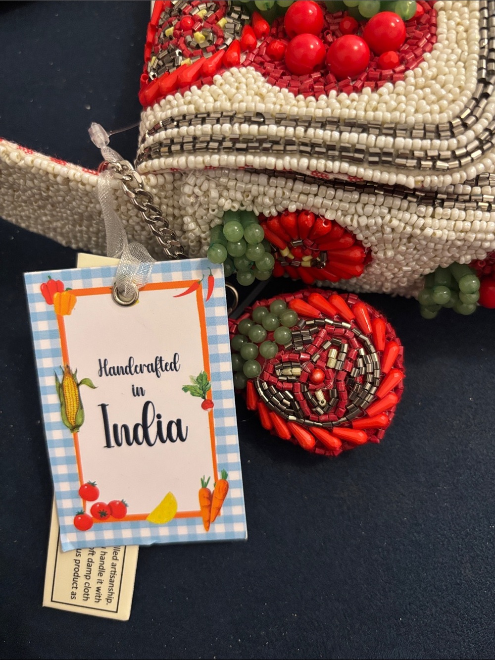NWT Viral Handcrafted in India Tomato Beaded Bag with Tomato Bag Charm Gingham - Picture 3 of 9